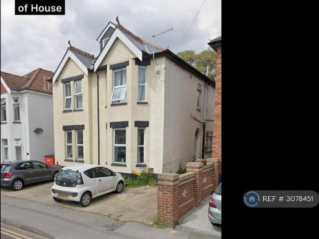 House for rent in Charminster, Bournemouth