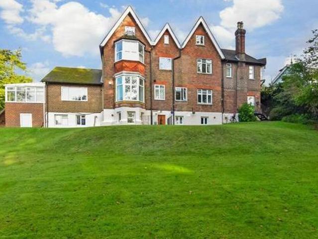 House for sale in Red Hill, Surrey