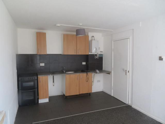 Apartment for rent in Burnedge, Greater Manchester