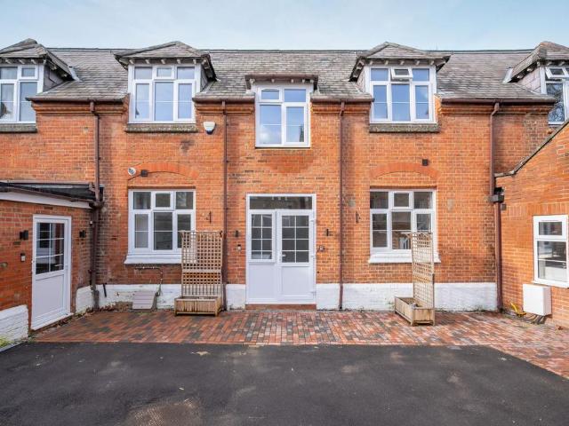 House for rent in Clewer Village, Windsor