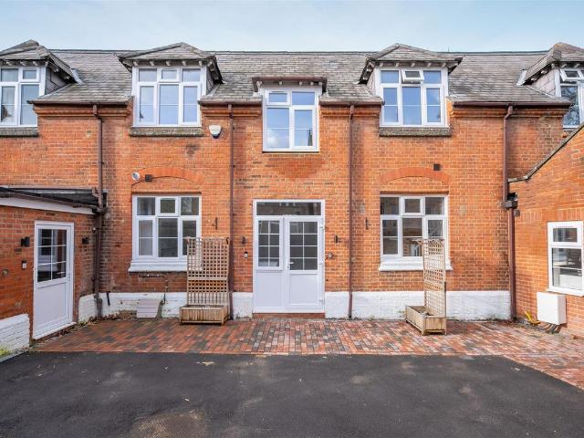 House for rent in Clewer Village, Windsor