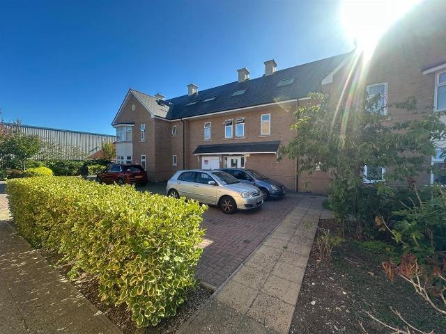 Apartment for rent in Talbot Village, Bournemouth