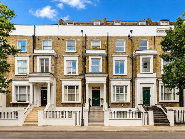 Apartment for rent in St. John's Wood, Greater London