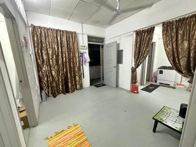 Flat for sale in Wellesley, Penang