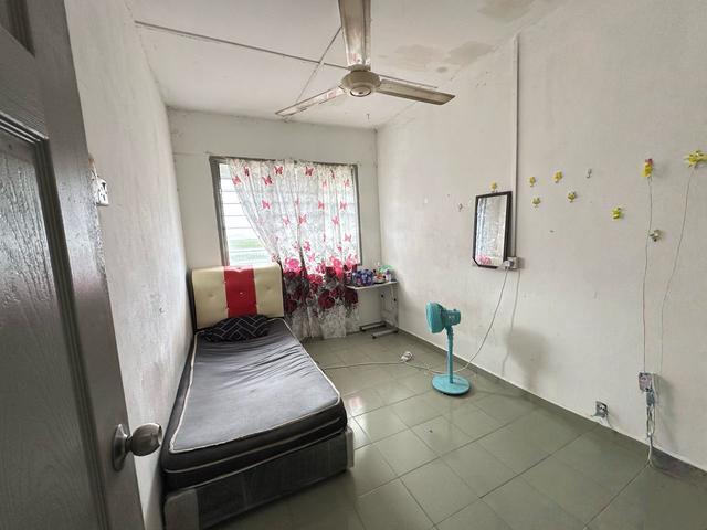 Flat for sale in Wellesley, Penang