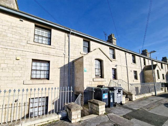 Apartment for rent in Portland, East Dorset
