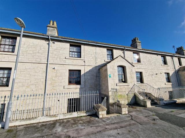 Apartment for rent in Portland, East Dorset
