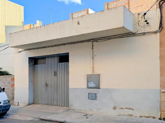 Nave en venta en Montsià, Catalunya
