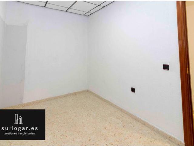 Local Comercial en alquiler en Badajoz, San Fernando