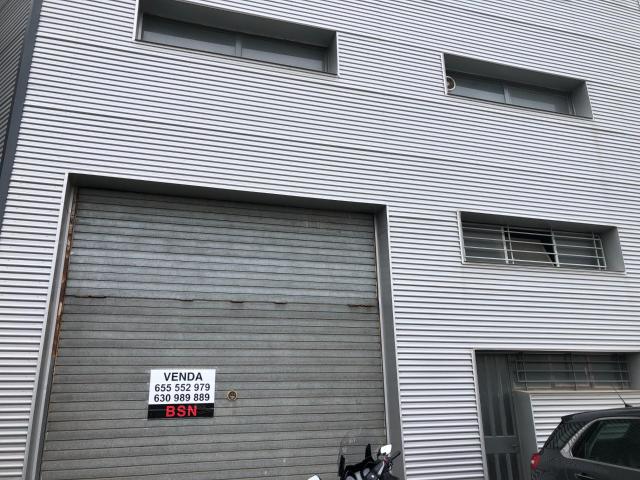 Nave en venta en Plaça Catalunya - Saldes, Bages