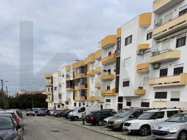 Garagem venda em Quinta do Americano, Almada