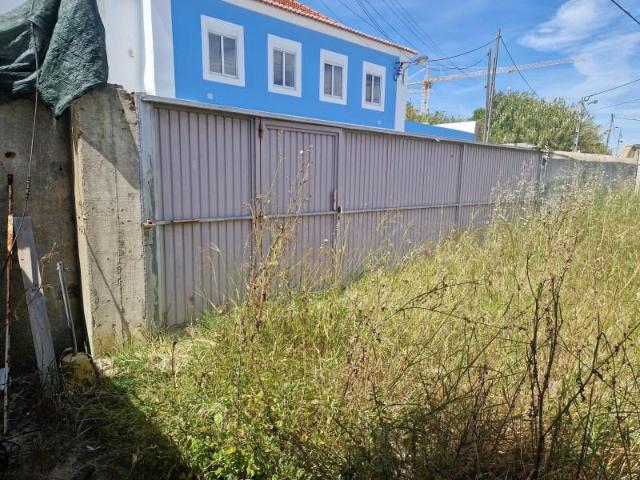 Terreno alugar em Almada, Setúbal
