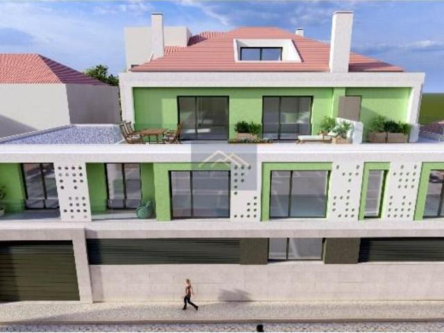 Terreno venda em Almada, Setúbal