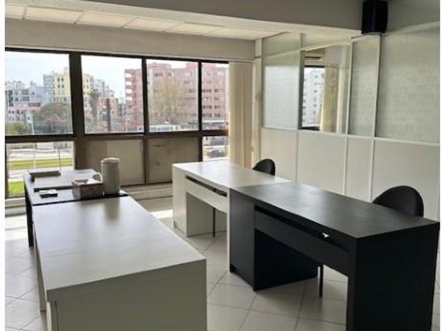 Escritório venda em Almada, Setúbal