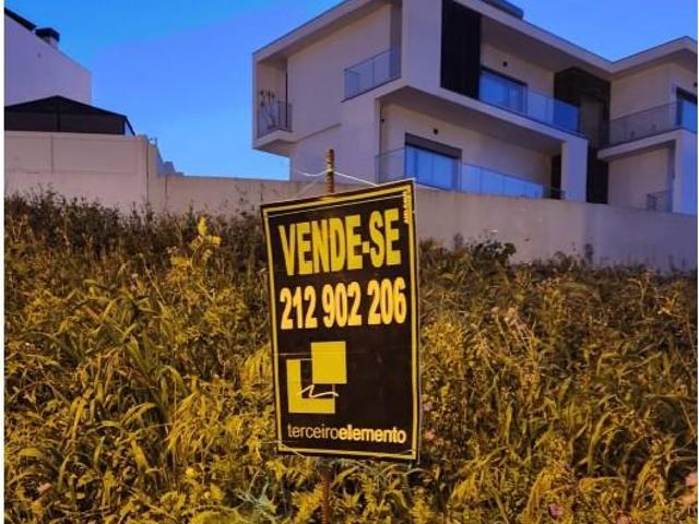 Terreno venda em Almada, Setúbal