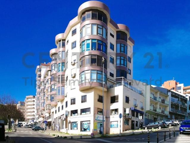 Escritório venda em Almada, Setúbal
