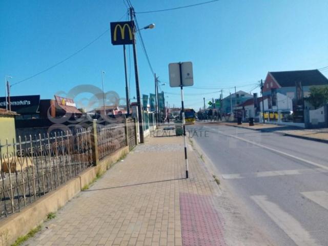 Terreno venda em Almada, Setúbal
