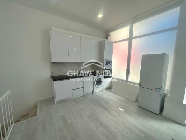 Loja venda em Almada, Setúbal