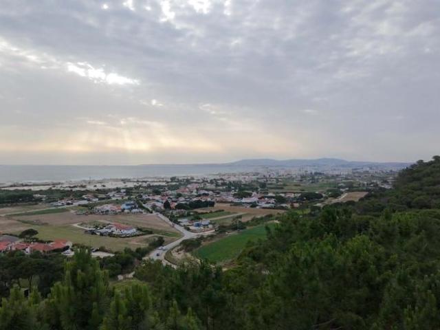 Terreno venda em Almada, Setúbal
