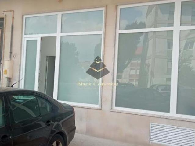 Escritório venda em Almada, Setúbal