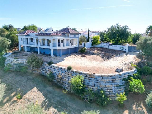 Vivenda venda em Escanxinas, Loulé