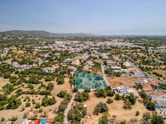 Terreno venda em Escanxinas, Loulé