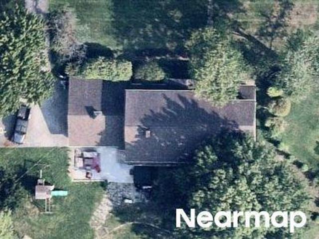 House for sale in Beachwood