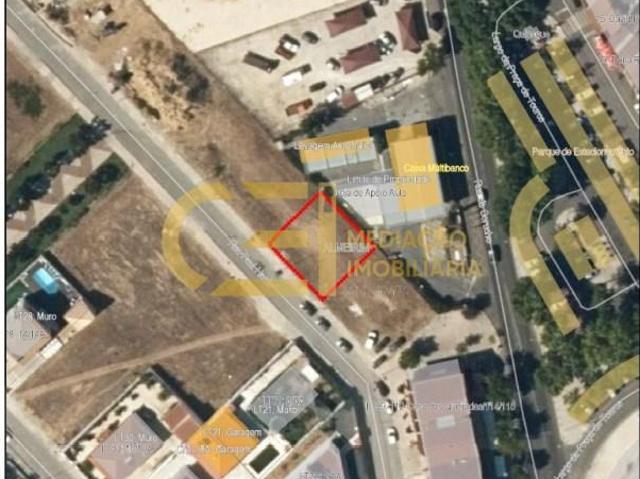 Terreno venda em Almeirim, Santarém