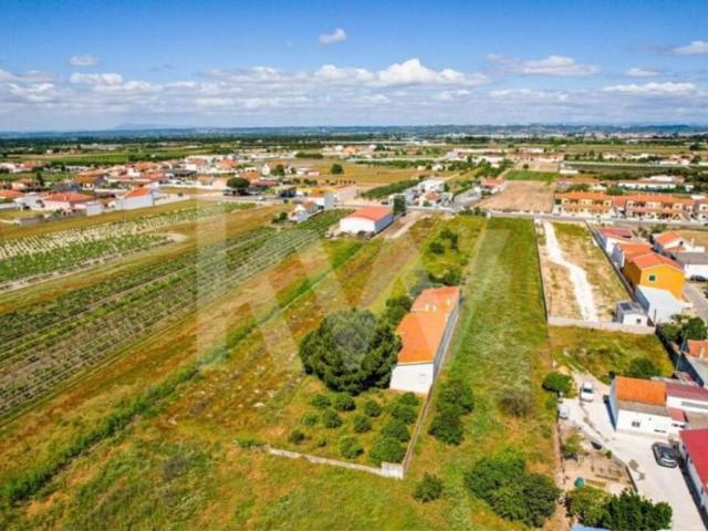 Terreno venda em Almeirim, Santarém