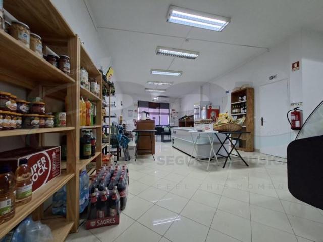 Loja alugar em Almeirim, Santarém