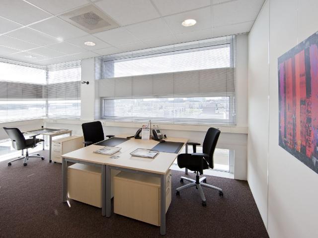 Bedrijfspand te huur in Centrum, Almere-haven