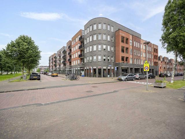 Appartement te huur in Europakwartier, Almere-haven
