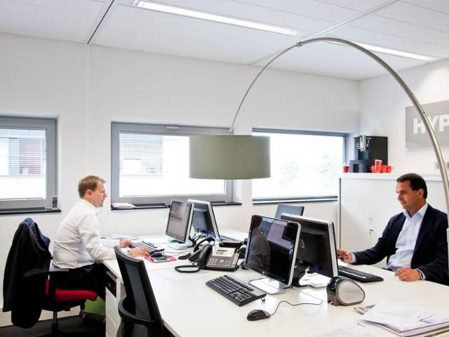 Bedrijfspand te huur in Almere-haven, Flevoland