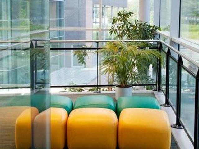 Bedrijfspand te huur in Almere-haven, Flevoland