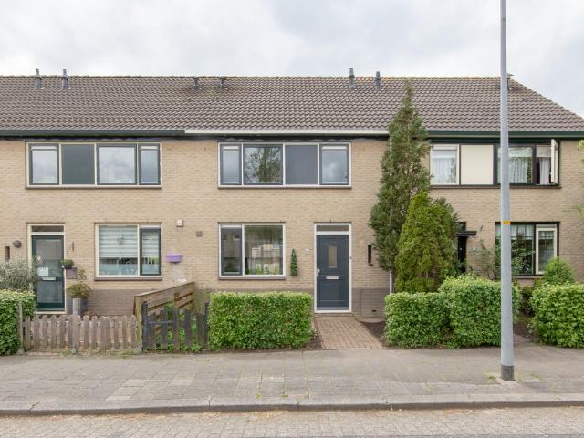 Woning te huur in Bloemenbuurt, Almere-haven
