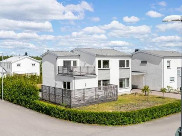 Hus hyra i Älmhult, Kronoberg