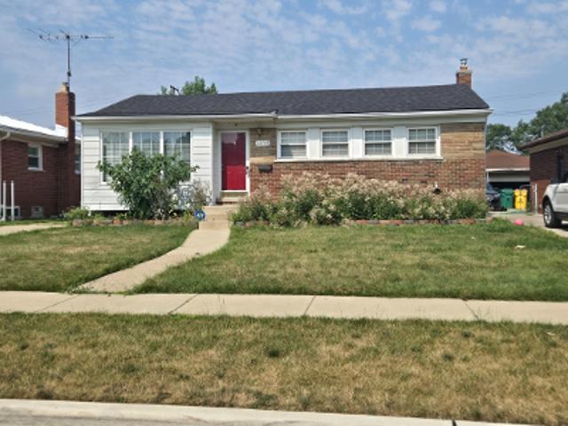 House for sale in Eastpointe, Michigan