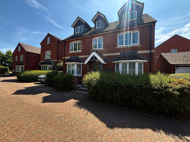 Apartment for rent in Weston Turville, Buckinghamshire