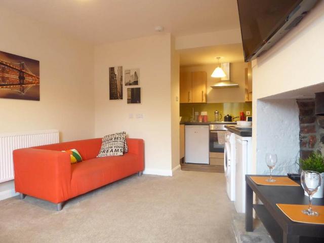 House for rent in Huddersfield, West Yorkshire