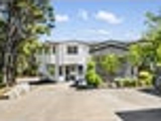 House for sale in Oratia, Oroua County