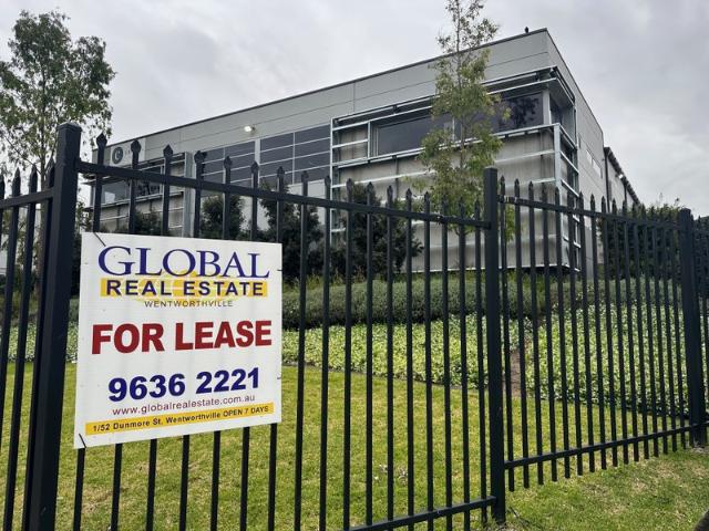 Warehouse for rent in Smithfield, New South Wales