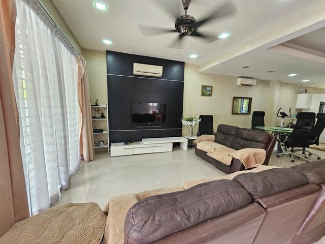 Terraced House for rent in Petaling, Alam Impian