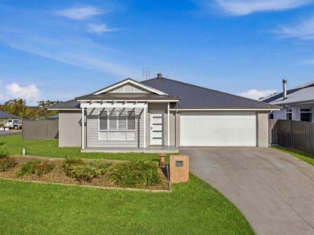House for sale in Vincentia, New South Wales
