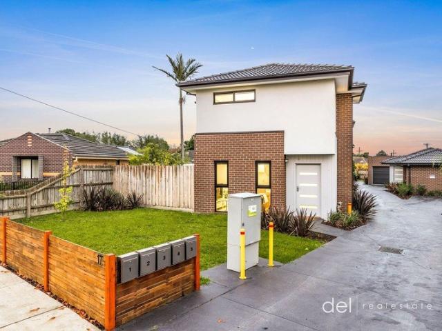 Townhouse for sale in Camerons Creek, Victoria