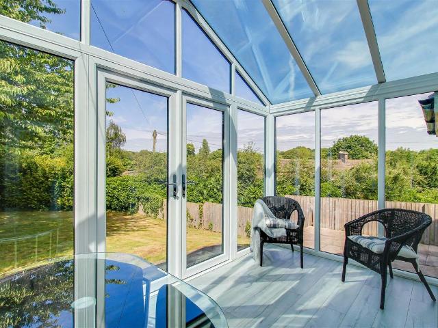 House for rent in Newmillerdam, Wakefield