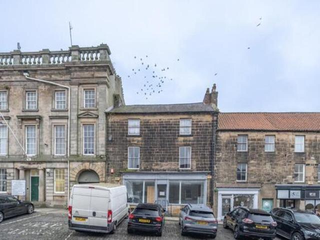 House for sale in Alnwick, Northumberland