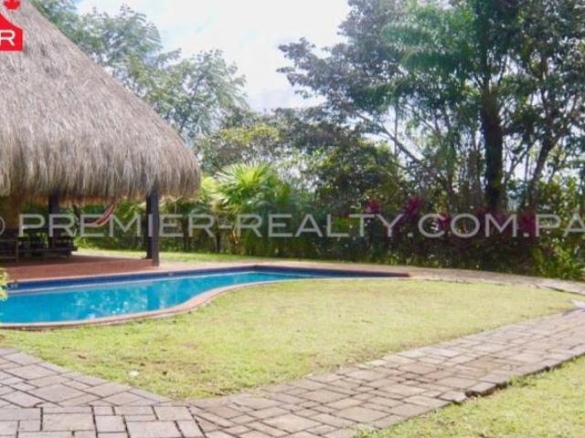 ALOJAMIENTO ESTILO BALINÉS