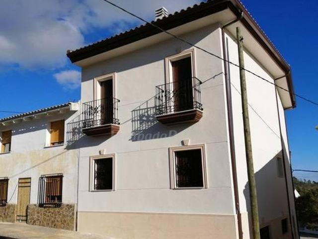 Casa en alquiler en Molinicos, Castilla-La Mancha