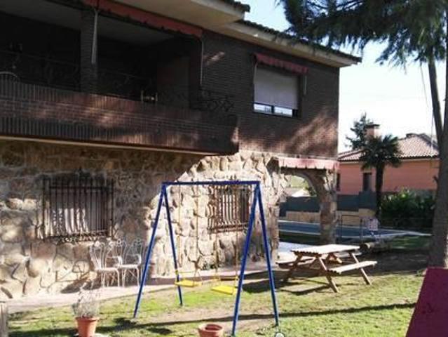 Casa en alquiler en Ribatejada