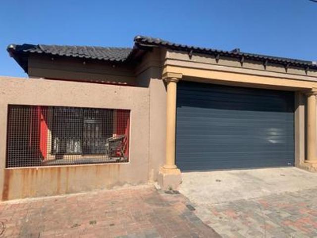 House for sale in Nooitgedacht, Gauteng
